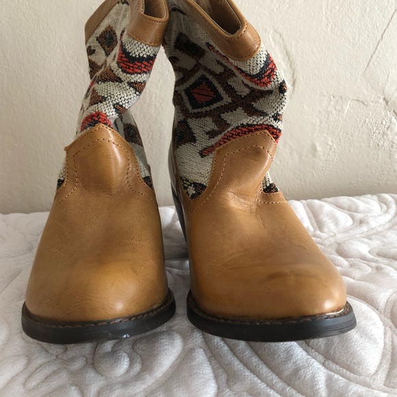 Western style booties leather uppers, Aztec print - Picture 12 of 12